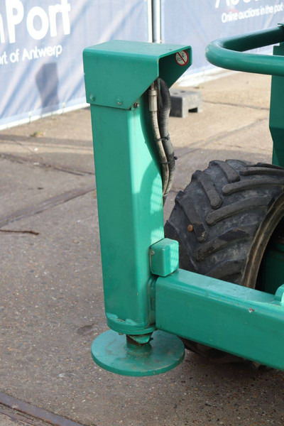 Ножничный подъемник Skyjack SJ 6832RT: фото 11