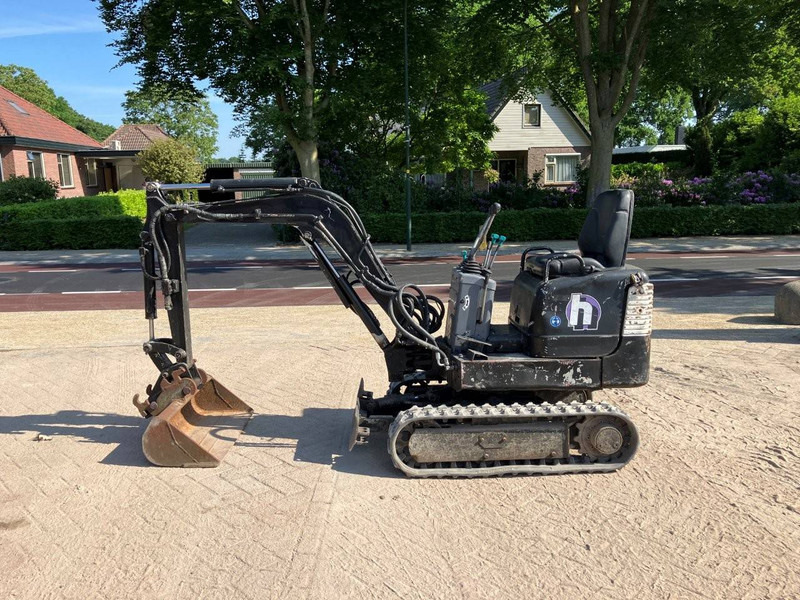 Takeuchi TB108 - Мини-экскаватор: фото 2 Takeuchi TB108 - Мини-экскаватор: фото 2