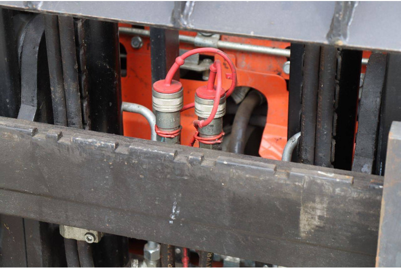 Электропогрузчик Toyota 8FBEK18T: фото 12 Электропогрузчик Toyota 8FBEK18T: фото 12