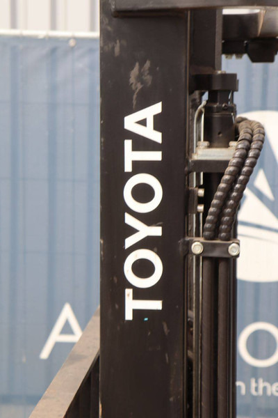 Электропогрузчик Toyota 8FBEK18T: фото 15 Электропогрузчик Toyota 8FBEK18T: фото 15