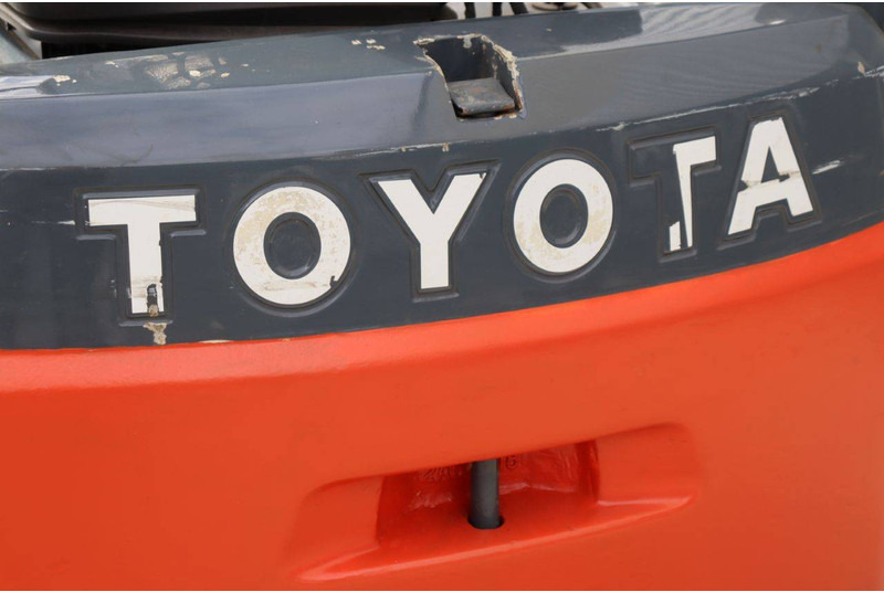 Электропогрузчик Toyota 8FBEK18T: фото 19 Электропогрузчик Toyota 8FBEK18T: фото 19