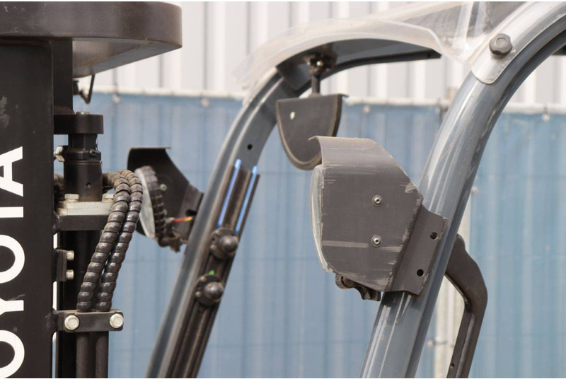 Электропогрузчик Toyota 8FBEK18T: фото 16 Электропогрузчик Toyota 8FBEK18T: фото 16