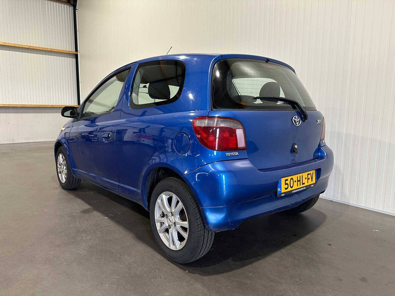 Toyota Yaris - Седан: фото 3 Toyota Yaris - Седан: фото 3