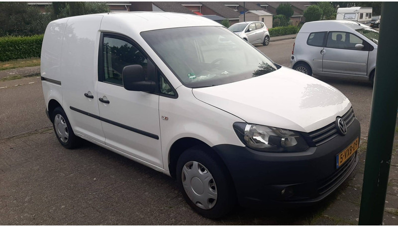 Volkswagen Caddy 1.6 tdi - Цельнометаллический фургон: фото 3 Volkswagen Caddy 1.6 tdi - Цельнометаллический фургон: фото 3