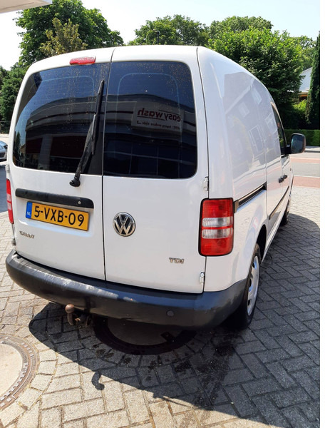 Volkswagen Caddy 1.6 tdi - Цельнометаллический фургон: фото 5 Volkswagen Caddy 1.6 tdi - Цельнометаллический фургон: фото 5