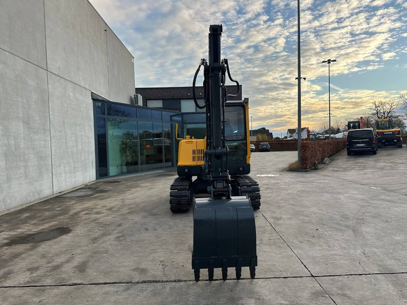 Volvo EC55B - Гусеничный экскаватор: фото 2 Volvo EC55B - Гусеничный экскаватор: фото 2