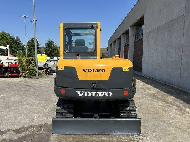 Volvo EC55B - Гусеничный экскаватор: фото 5 Volvo EC55B - Гусеничный экскаватор: фото 5
