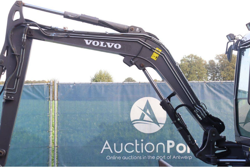 Гусеничный экскаватор Volvo ECR50D: фото 17 Гусеничный экскаватор Volvo ECR50D: фото 17