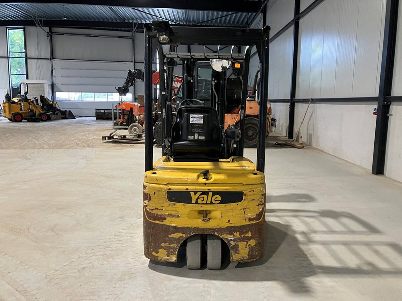 Yale ERP18VT LWB E2030 - Электропогрузчик: фото 4 Yale ERP18VT LWB E2030 - Электропогрузчик: фото 4