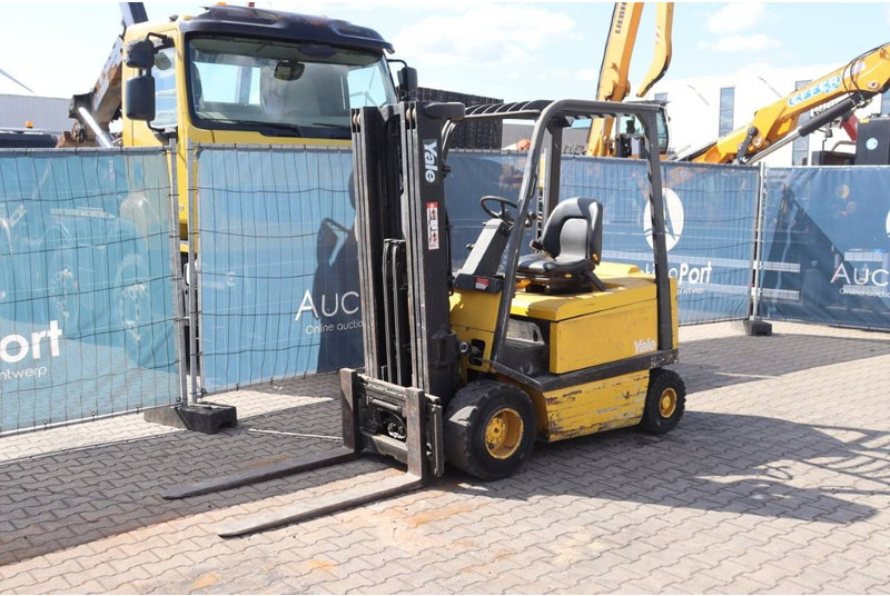 Электропогрузчик Yale ERP25ALF E2145: фото 8