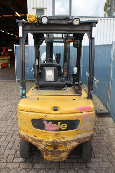 Yale ERP35VL E2645 - Электропогрузчик: фото 4 Yale ERP35VL E2645 - Электропогрузчик: фото 4