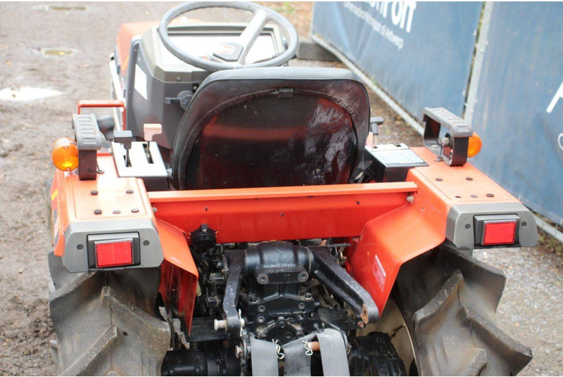 Трактор Yanmar F155D: фото 17 Трактор Yanmar F155D: фото 17