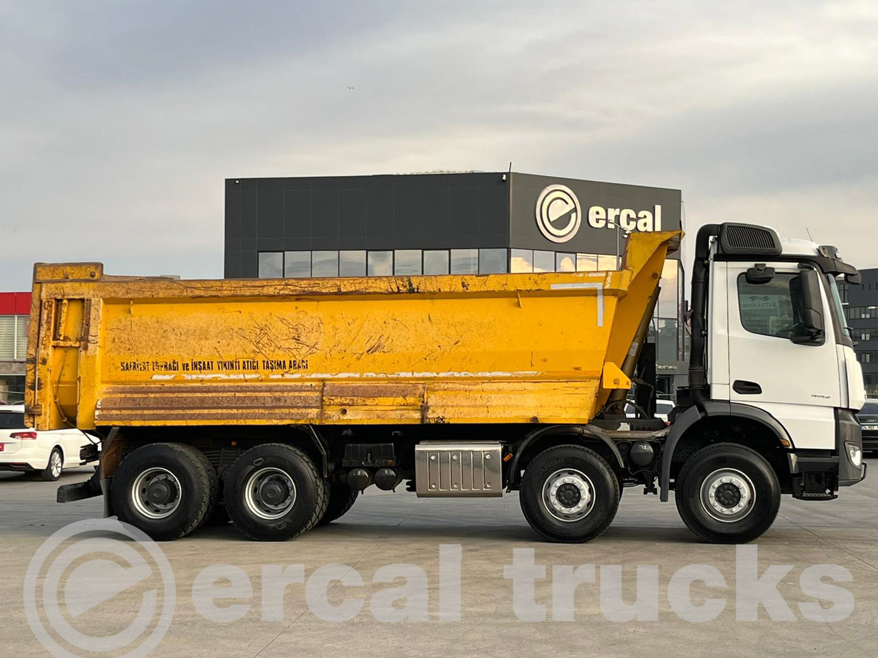 MERCEDES-BENZ 2017 AROCS 4142 MANUAL AC- 8X4 EURO 6-HARDOX TIPPER - Самосвал: фото 4 MERCEDES-BENZ 2017 AROCS 4142 MANUAL AC- 8X4 EURO 6-HARDOX TIPPER - Самосвал: фото 4