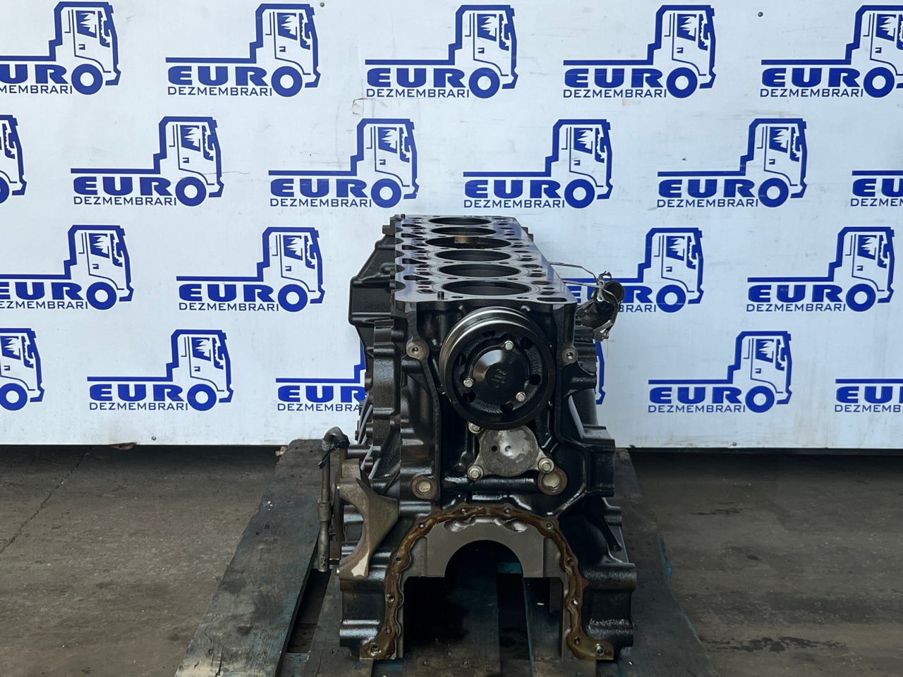 BLOC MOTOR FORD CARGO F-MAX FHR6 - Двигатель для Грузовиков: фото 2 BLOC MOTOR FORD CARGO F-MAX FHR6 - Двигатель для Грузовиков: фото 2