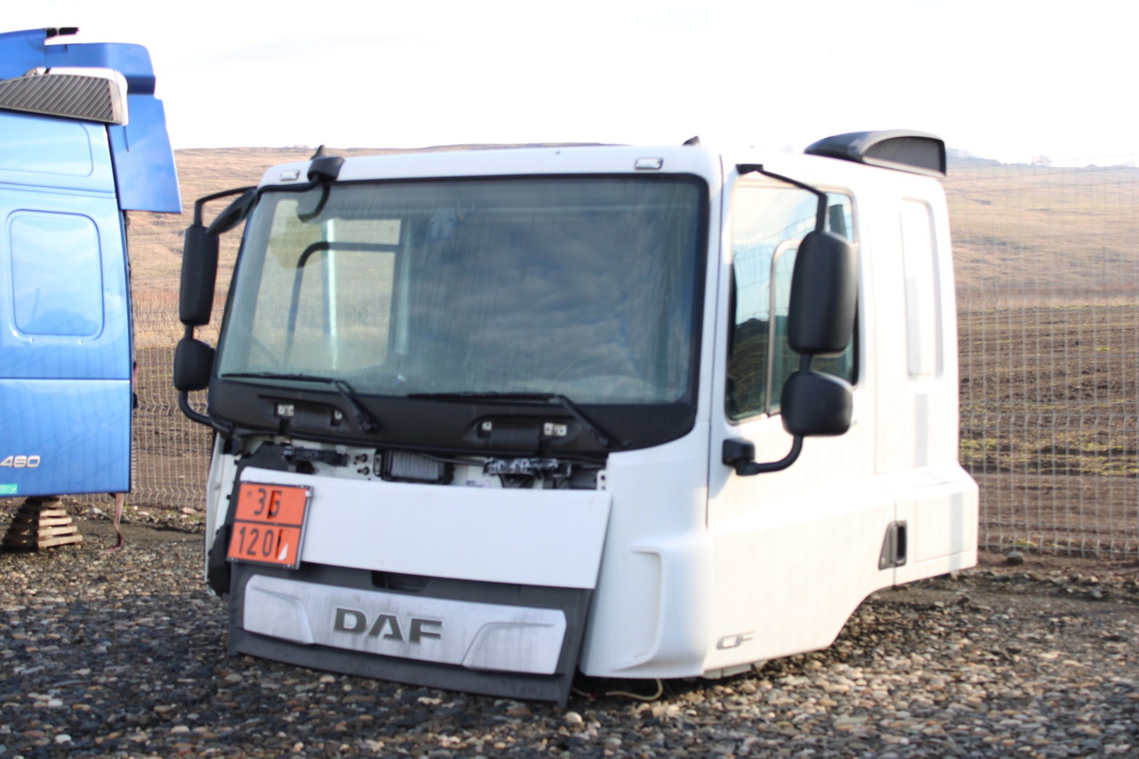 CABINA DAF CF SLEEPER CAB L2H1 - Кабина для Грузовиков: фото 3 CABINA DAF CF SLEEPER CAB L2H1 - Кабина для Грузовиков: фото 3