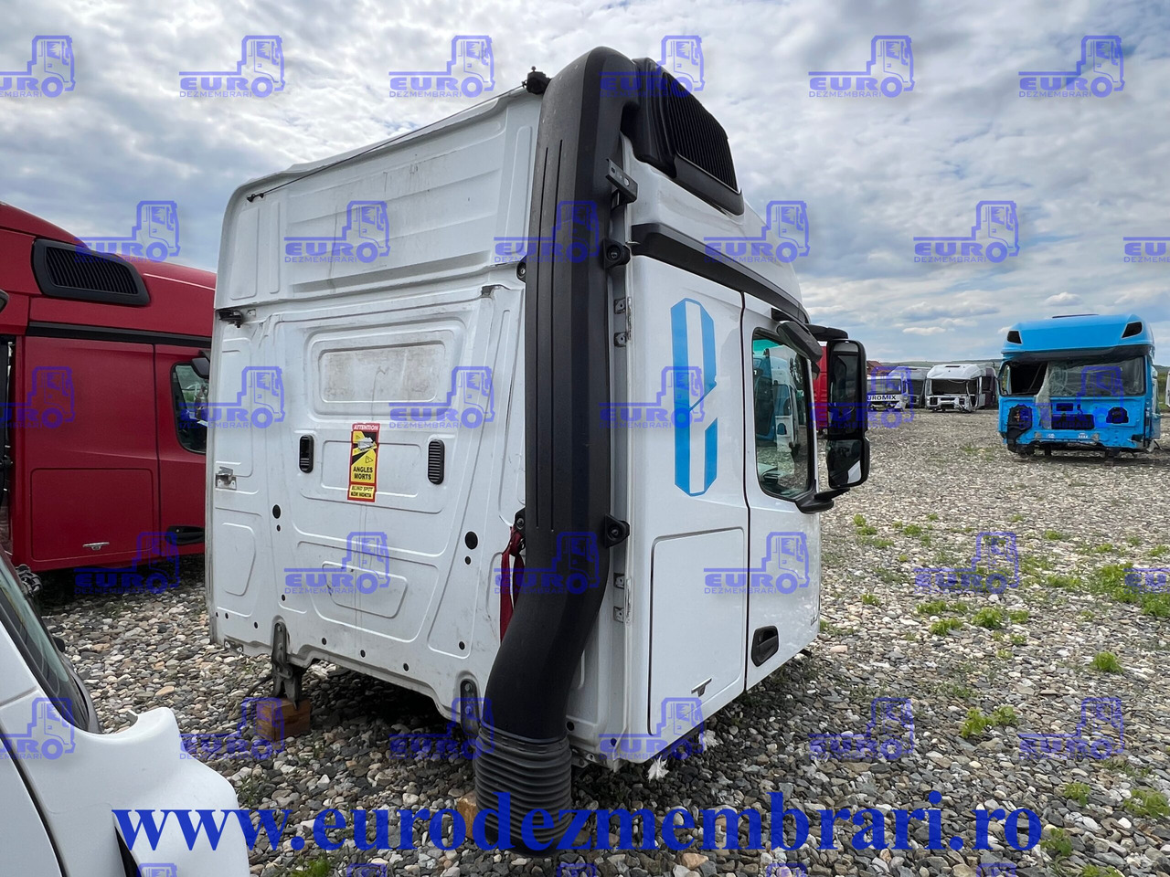 CABINA STREAMSPACE 2.5 MERCEDES ACTROS MP4 - Кабина для Грузовиков: фото 4 CABINA STREAMSPACE 2.5 MERCEDES ACTROS MP4 - Кабина для Грузовиков: фото 4
