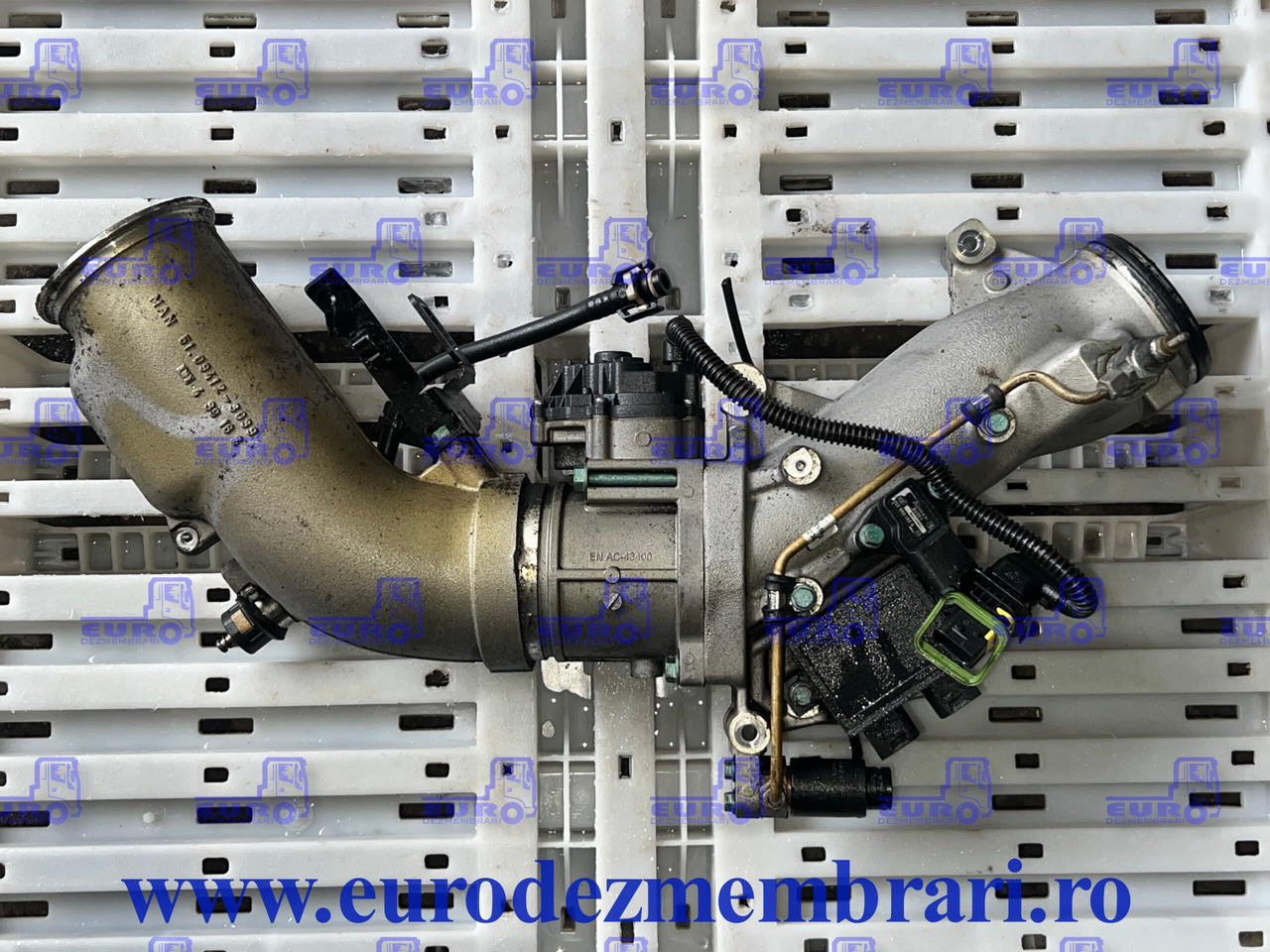 GALERIE ADMISIE + CLAPETA ACCELERATIE MAN TGX D3876 51.09413.7018, 51.09412.0323, 51.09412.0718, 51.26803.0055, 51.25902.0154, 51.25902.0081 - Впускной коллектор для Грузовиков: фото 1 GALERIE ADMISIE + CLAPETA ACCELERATIE MAN TGX D3876 51.09413.7018, 51.09412.0323, 51.09412.0718, 51.26803.0055, 51.25902.0154, 51.25902.0081 - Впускной коллектор для Грузовиков: фото 1