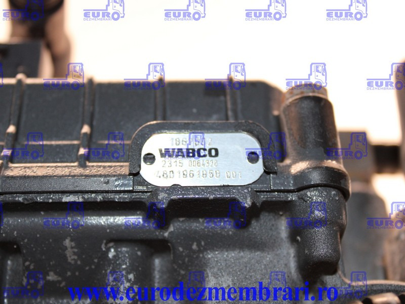 SUPAPA MODULATOR EBS AXA SPATE DAF XF106 1867002, 4801061050, 1818332 - Тормозной клапан для Грузовиков: фото 3 SUPAPA MODULATOR EBS AXA SPATE DAF XF106 1867002, 4801061050, 1818332 - Тормозной клапан для Грузовиков: фото 3