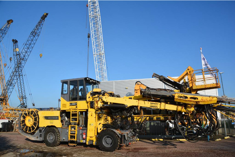 Atlas-Copco Boomer WE3 C30 - Буровая машина: фото 1 Atlas-Copco Boomer WE3 C30 - Буровая машина: фото 1