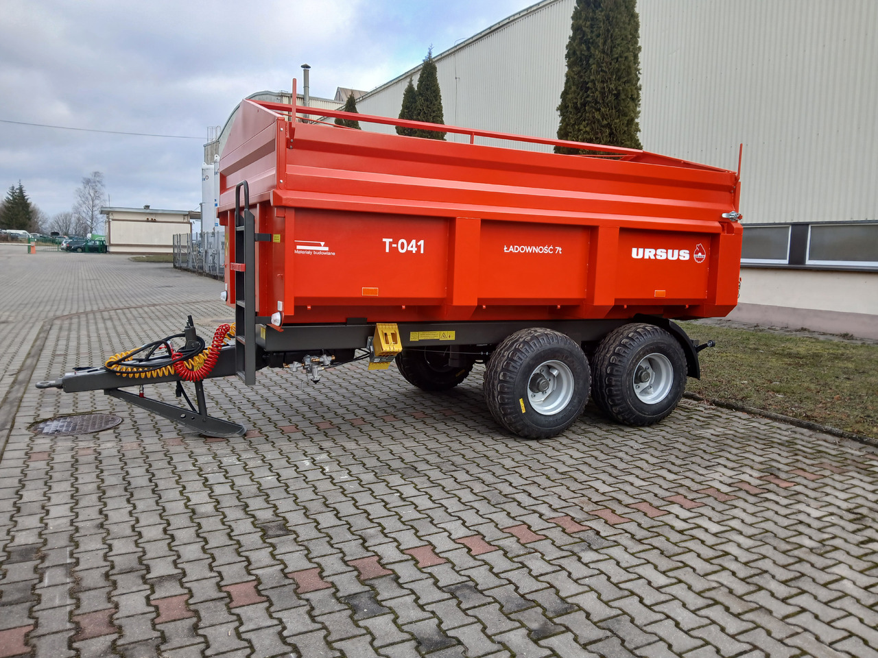 Ursus Przyczepa budowlana skorupa 7 t / Bauanhänger / строительный прицеп / Teiler - Сельскохозяйственный прицеп: фото 5 Ursus Przyczepa budowlana skorupa 7 t / Bauanhänger / строительный прицеп / Teiler - Сельскохозяйственный прицеп: фото 5