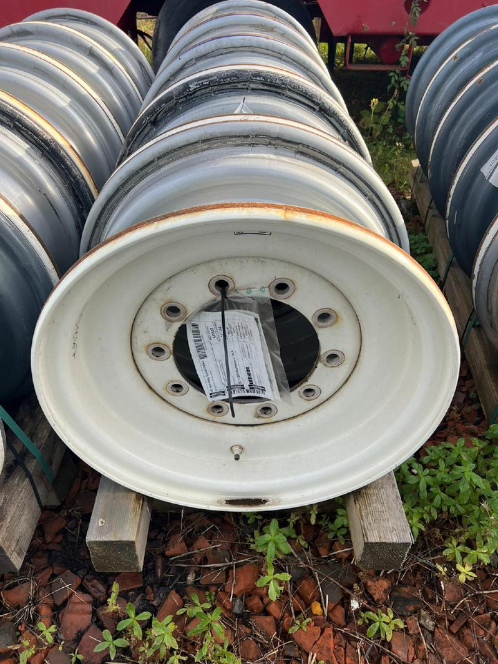 Liebherr Zubehör = Stahlfelgen für LTM Mobilkräne ab Baujahr 2016 - Typ 25-11.00/1,7 - Мобильный кран: фото 4 Liebherr Zubehör = Stahlfelgen für LTM Mobilkräne ab Baujahr 2016 - Typ 25-11.00/1,7 - Мобильный кран: фото 4