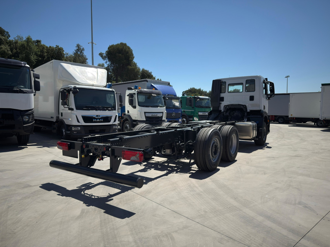 IVECO AD280X40 YPS ON X-WAY E6 (Chassis) - Грузовик-шасси: фото 4 IVECO AD280X40 YPS ON X-WAY E6 (Chassis) - Грузовик-шасси: фото 4
