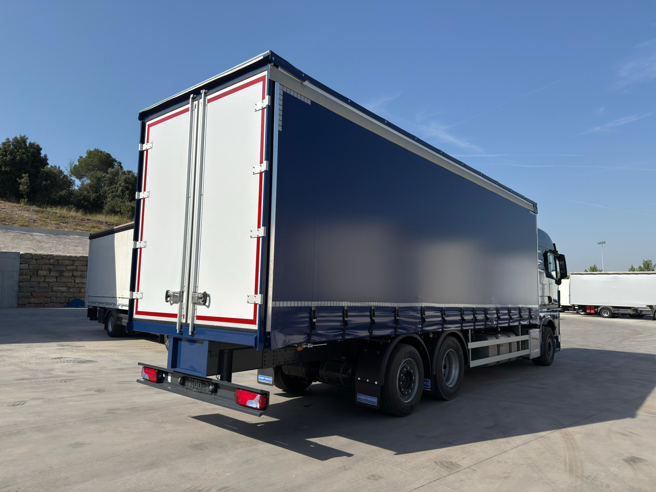 MAN 26.510 TGX E6 (Tauliner) - Тентованный грузовик: фото 4 MAN 26.510 TGX E6 (Tauliner) - Тентованный грузовик: фото 4