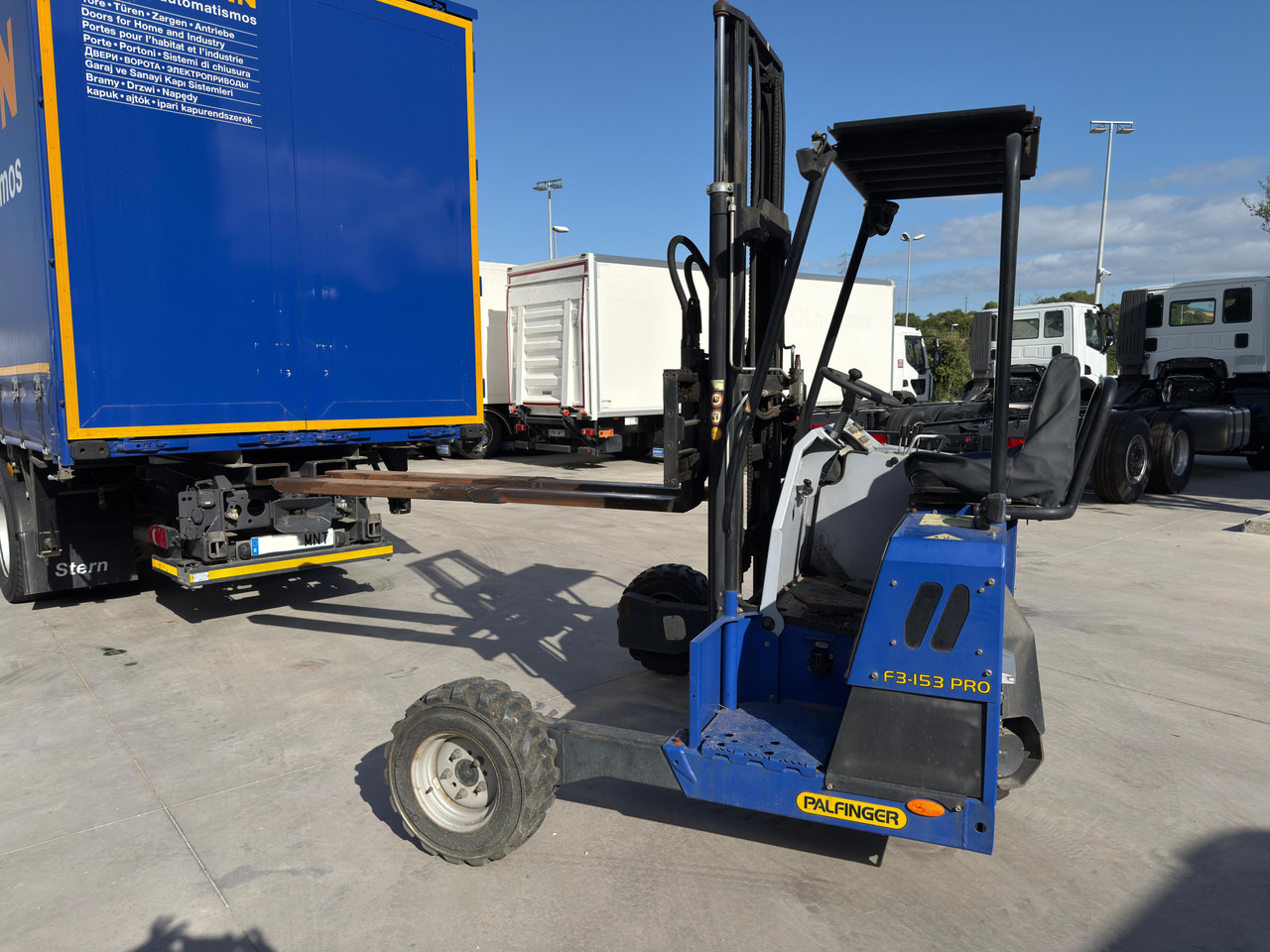 Тентованный грузовик MERCEDES BENZ 18.33 Antos E6 (Self-portable): фото 11