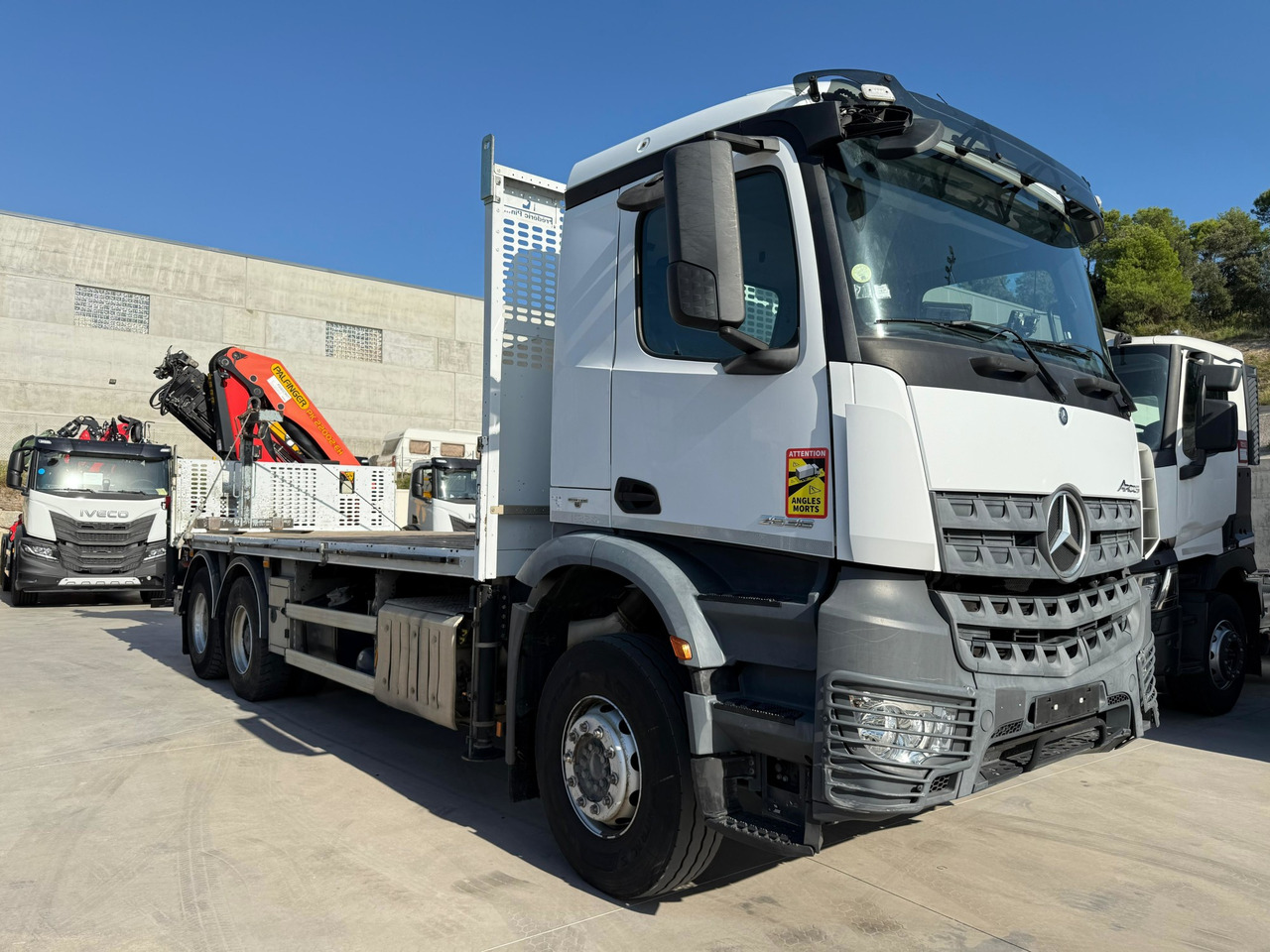 MERCEDES BENZ 26.36 Arocs E6 (Platform and Crane) - Грузовик бортовой/ Платформа, Автоманипулятор: фото 1 MERCEDES BENZ 26.36 Arocs E6 (Platform and Crane) - Грузовик бортовой/ Платформа, Автоманипулятор: фото 1