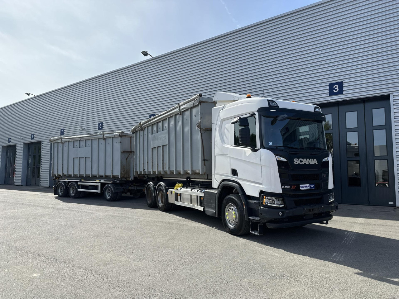 SCANIA R 450 B6x4HA - Грузовик-шасси: фото 1 SCANIA R 450 B6x4HA - Грузовик-шасси: фото 1