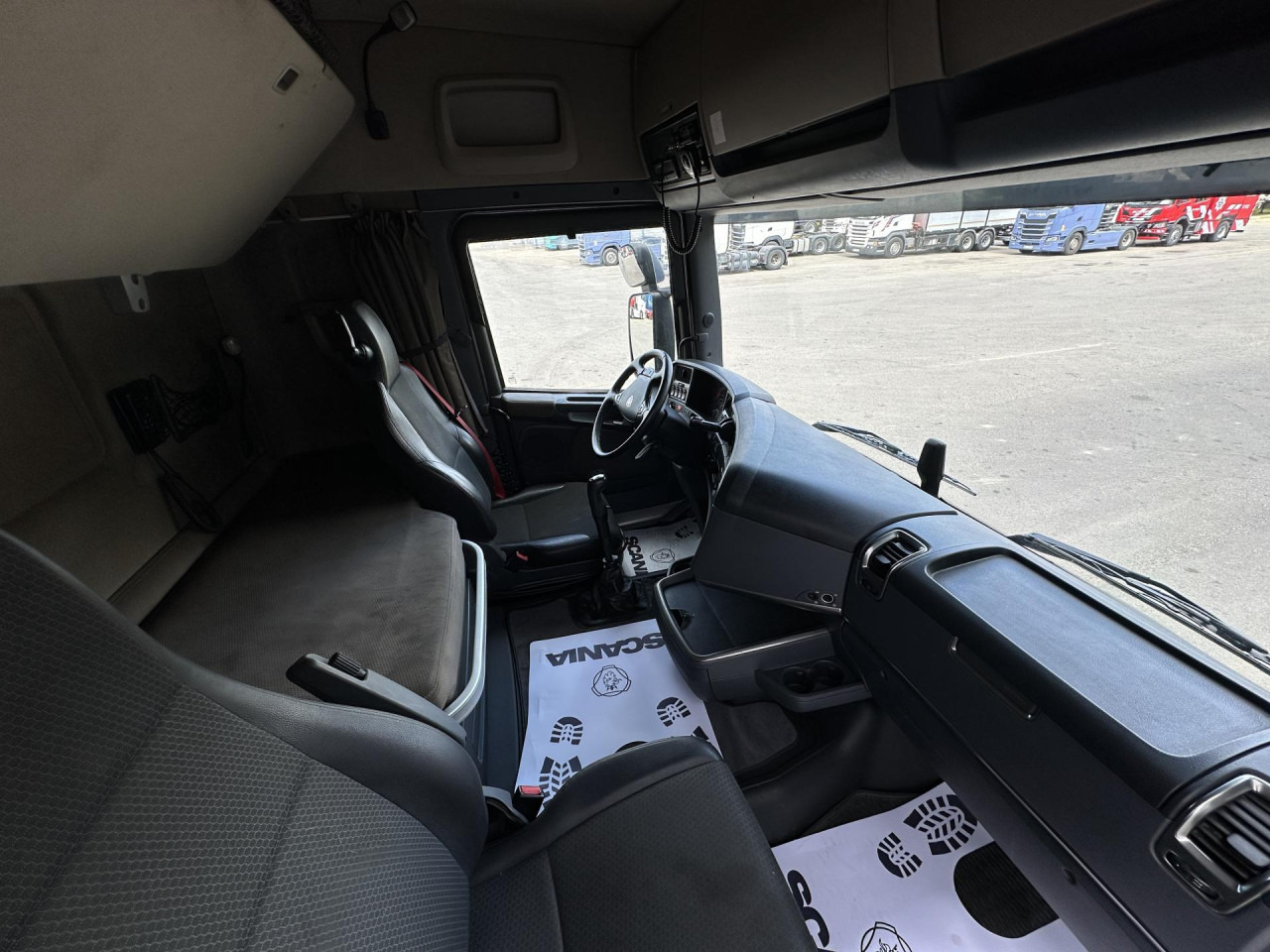 Грузовик-шасси SCANIA R 450 CB6x4HHA: фото 10 Грузовик-шасси SCANIA R 450 CB6x4HHA: фото 10