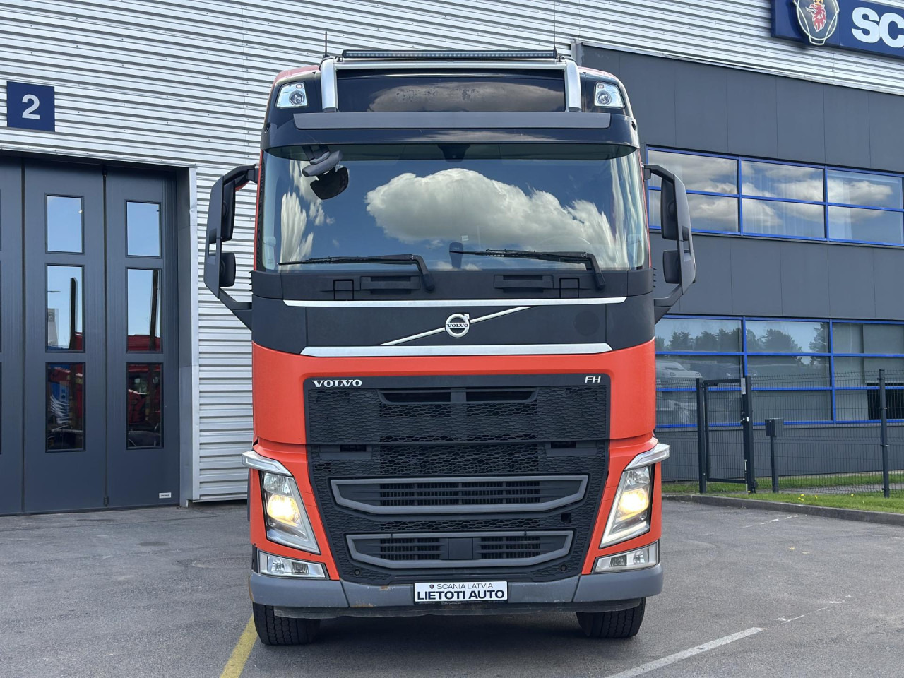 VOLVO VOLVO FH - Тягач: фото 3 VOLVO VOLVO FH - Тягач: фото 3