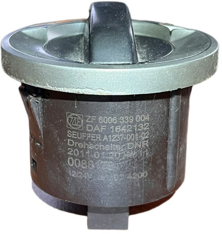 DAF - Приборная панель: фото 2 DAF - Приборная панель: фото 2