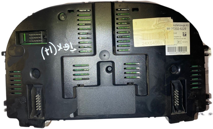 MAN - Приборная панель: фото 2 MAN - Приборная панель: фото 2