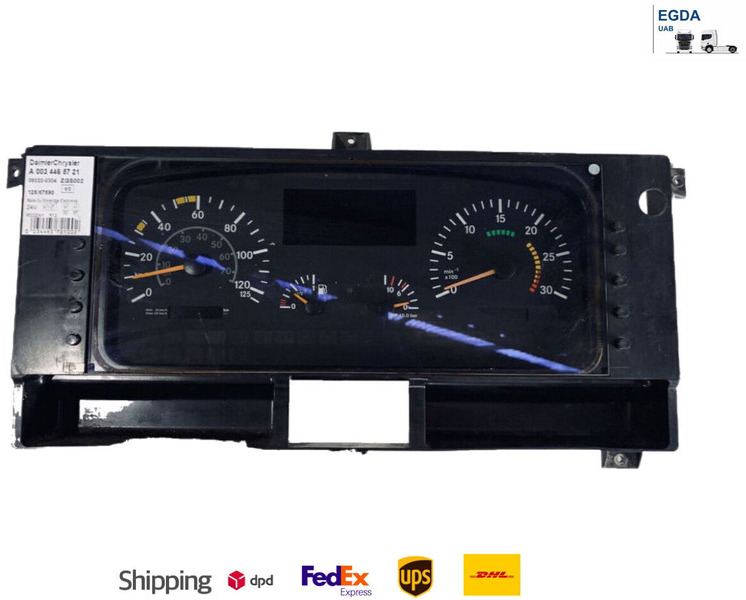 Mercedes-Benz - Приборная панель: фото 1 Mercedes-Benz - Приборная панель: фото 1