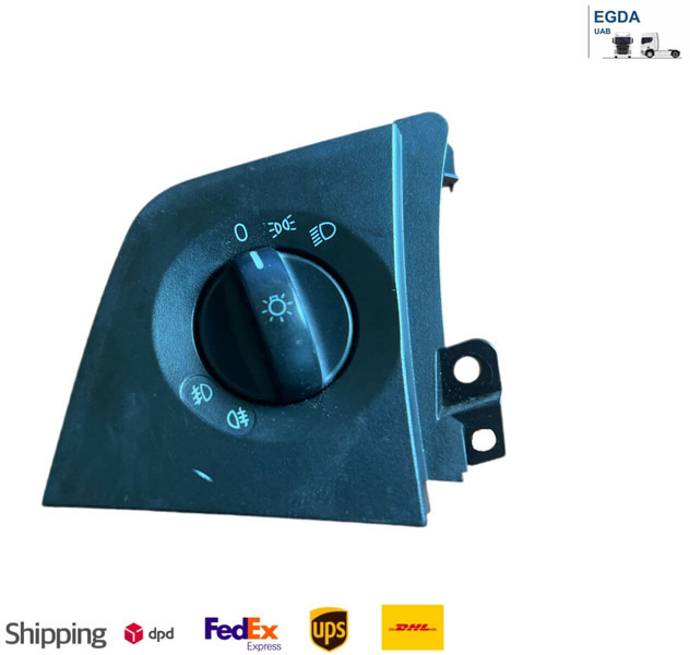 Mercedes-Benz - Приборная панель: фото 1 Mercedes-Benz - Приборная панель: фото 1