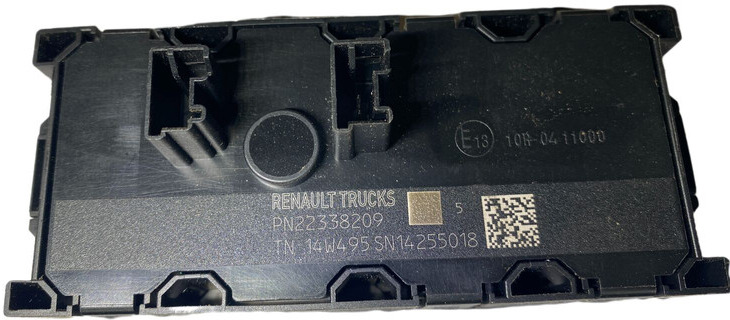 Renault - Приборная панель: фото 3 Renault - Приборная панель: фото 3