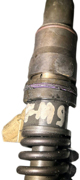 Volvo  - Топливный фильтр: фото 3 Volvo  - Топливный фильтр: фото 3