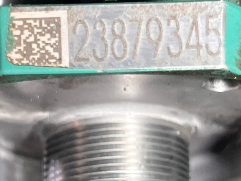 Volvo  - Топливный фильтр: фото 3 Volvo  - Топливный фильтр: фото 3