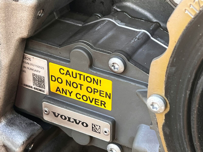 Volvo FH5/Aero - Запчасти: фото 2 Volvo FH5/Aero - Запчасти: фото 2