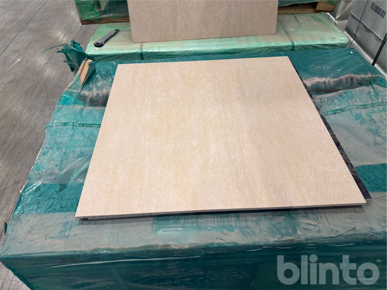 400 m2 - Warm Cement 600x600x8 - Строительное оборудование: фото 2 400 m2 - Warm Cement 600x600x8 - Строительное оборудование: фото 2