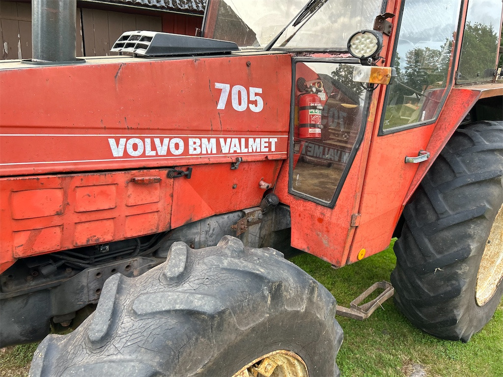BM VOLVO-VALMET 705-4 MED SKOGSVAGN - Трактор: фото 5 BM VOLVO-VALMET 705-4 MED SKOGSVAGN - Трактор: фото 5