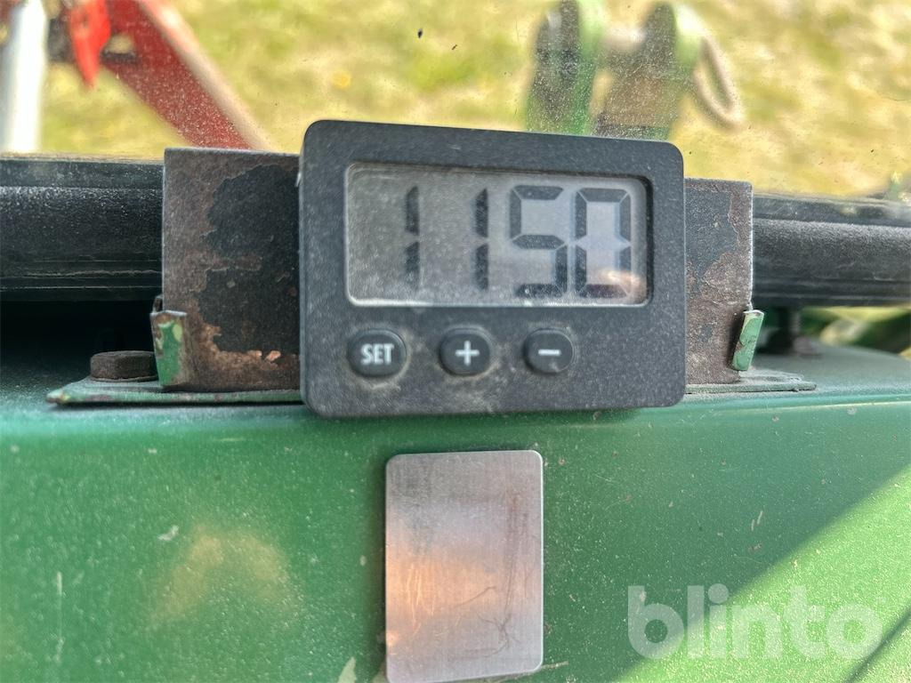 Трактор Deutz Intrac 2002 A: фото 20 Трактор Deutz Intrac 2002 A: фото 20