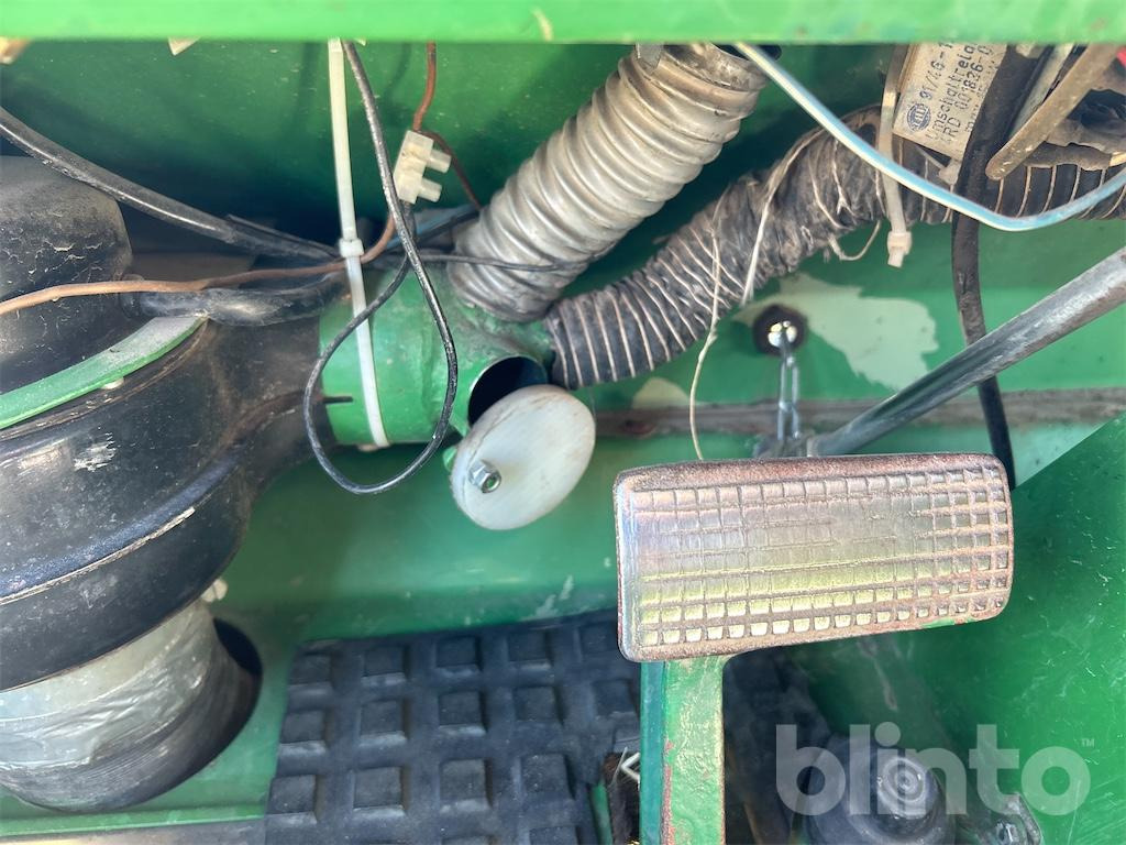 Трактор Deutz Intrac 2002 A: фото 30 Трактор Deutz Intrac 2002 A: фото 30