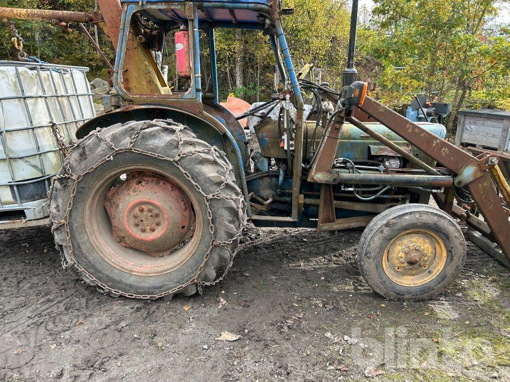 FORD DEXTA SUPER - Трактор: фото 4 FORD DEXTA SUPER - Трактор: фото 4