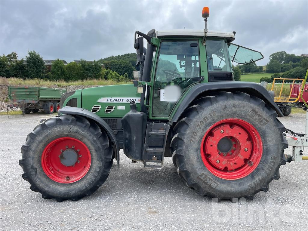 Fendt 820 Vario (2009) - Трактор: фото 5 Fendt 820 Vario (2009) - Трактор: фото 5