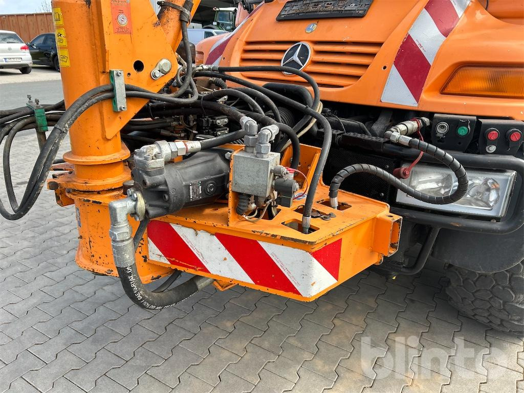 Грузовик Unimog U 300 mit MULAG Ausleger 2010: фото 26