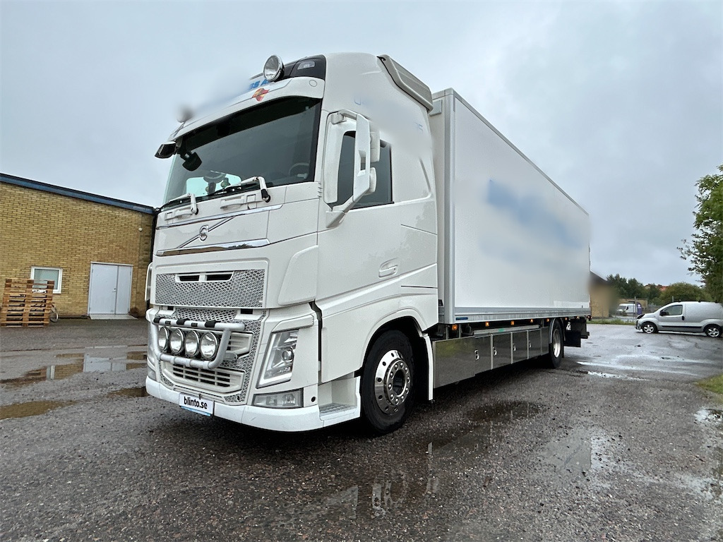 Грузовик VOLVO FH 4*2: фото 8