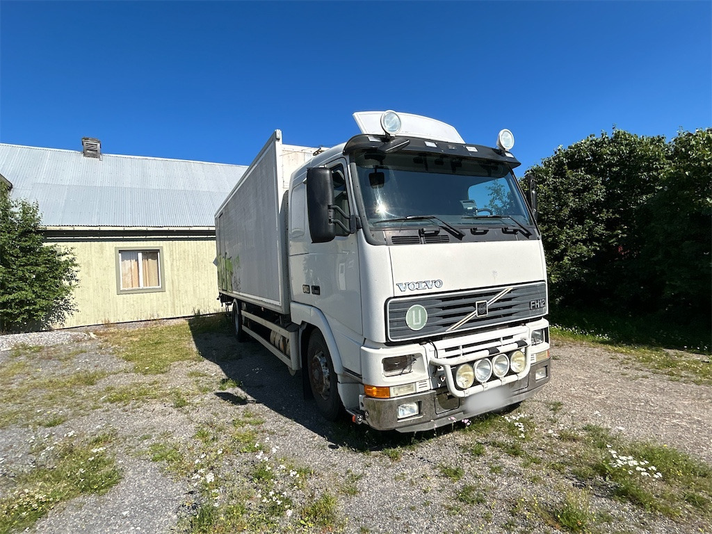 VOLVO FH12 4X2 - Грузовик: фото 3 VOLVO FH12 4X2 - Грузовик: фото 3