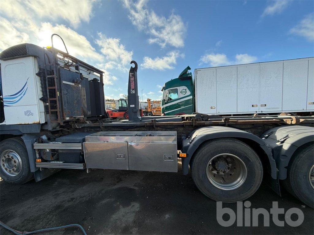 HIAB Multlift - Система портальной погрузки/ Мультилифт: фото 5 HIAB Multlift - Система портальной погрузки/ Мультилифт: фото 5